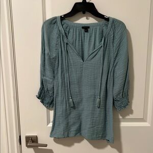 Ann Taylor Green Tie Front Tunic Blouse